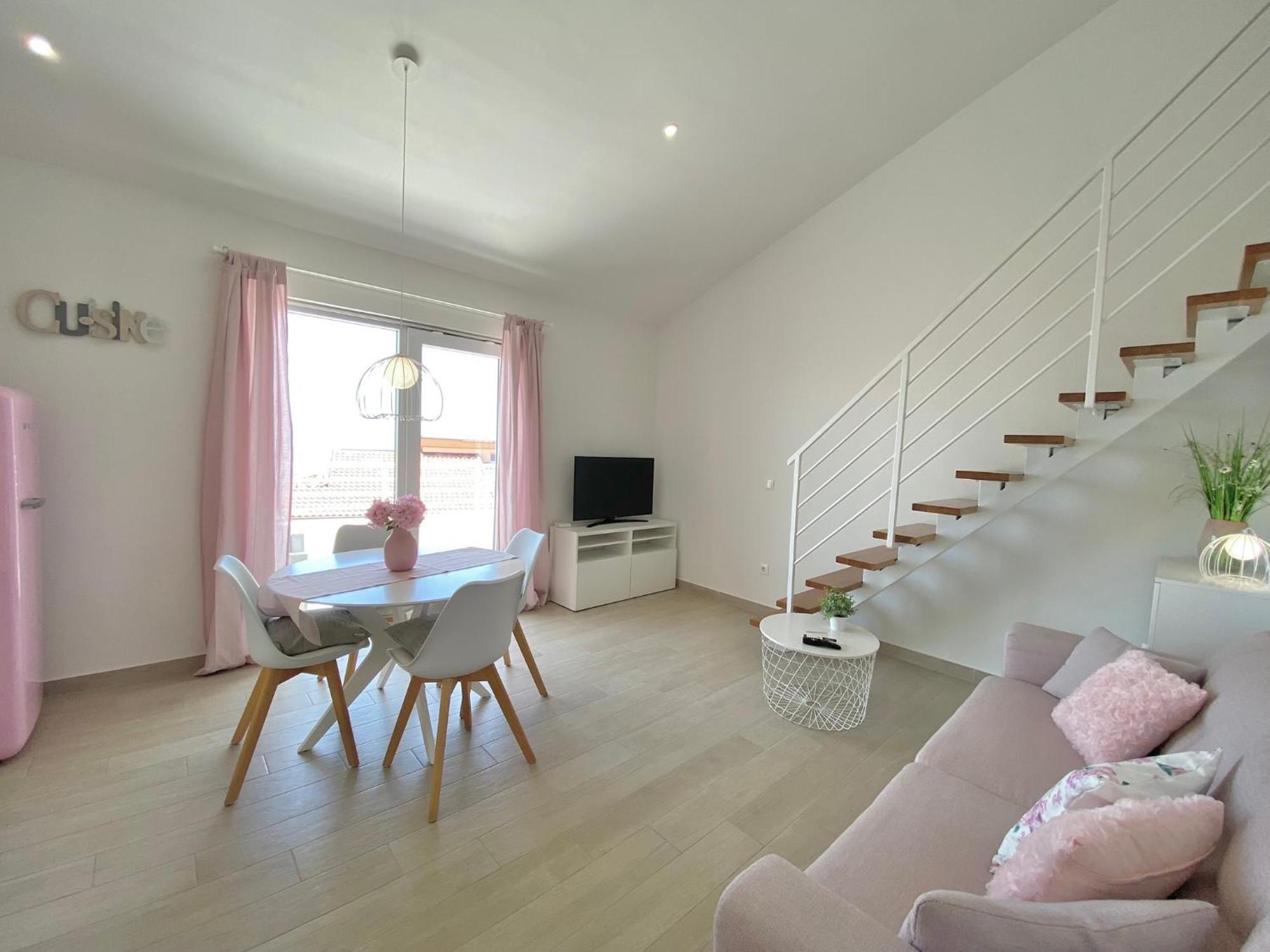 Apartmani Ksenija Tucepi Luaran gambar