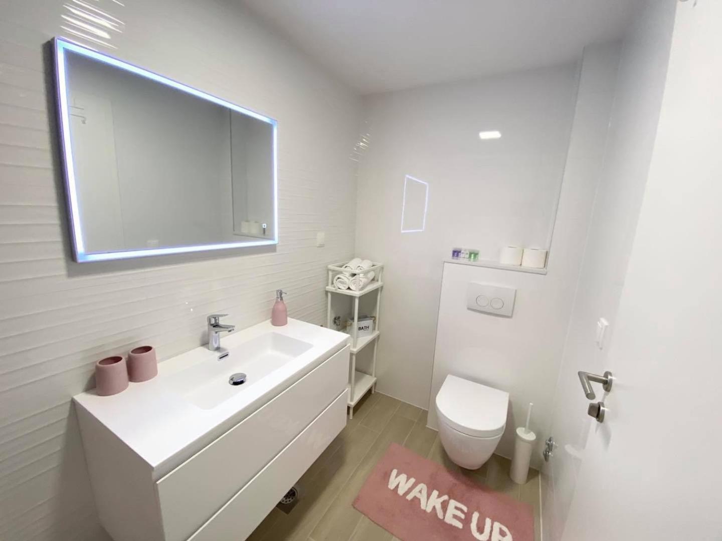 Apartmani Ksenija Tucepi Luaran gambar