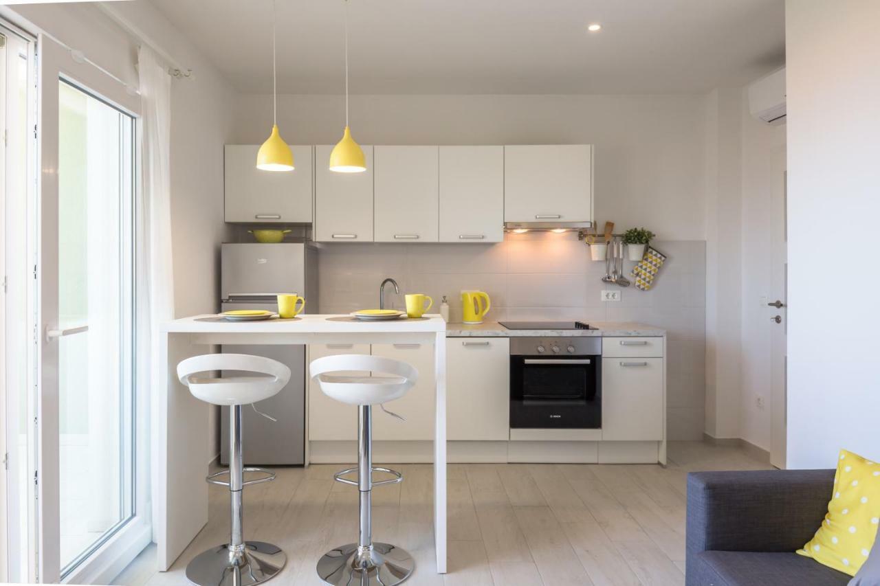 Apartmani Ksenija Tucepi Luaran gambar
